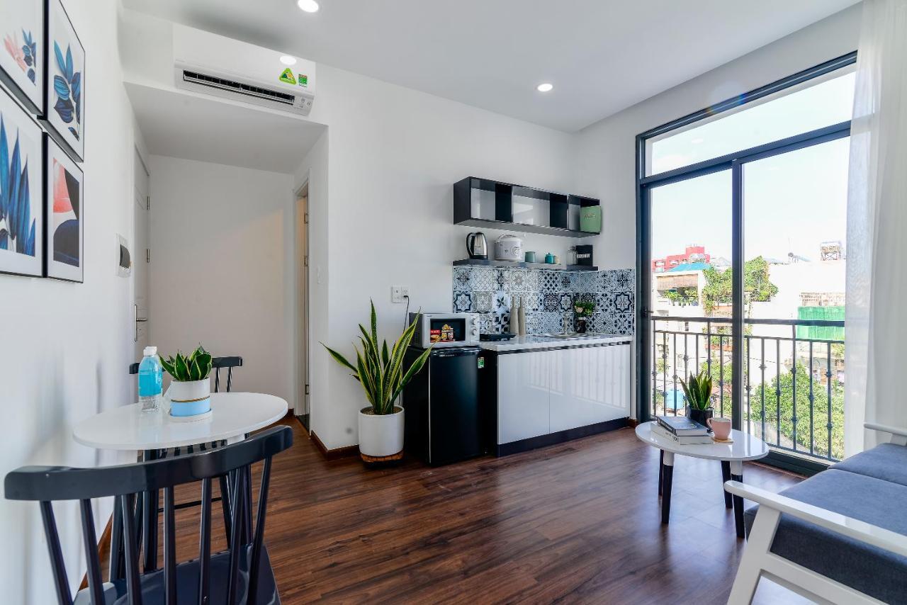 Cozrum Homes The Gallery Residence ホーチミン市 エクステリア 写真