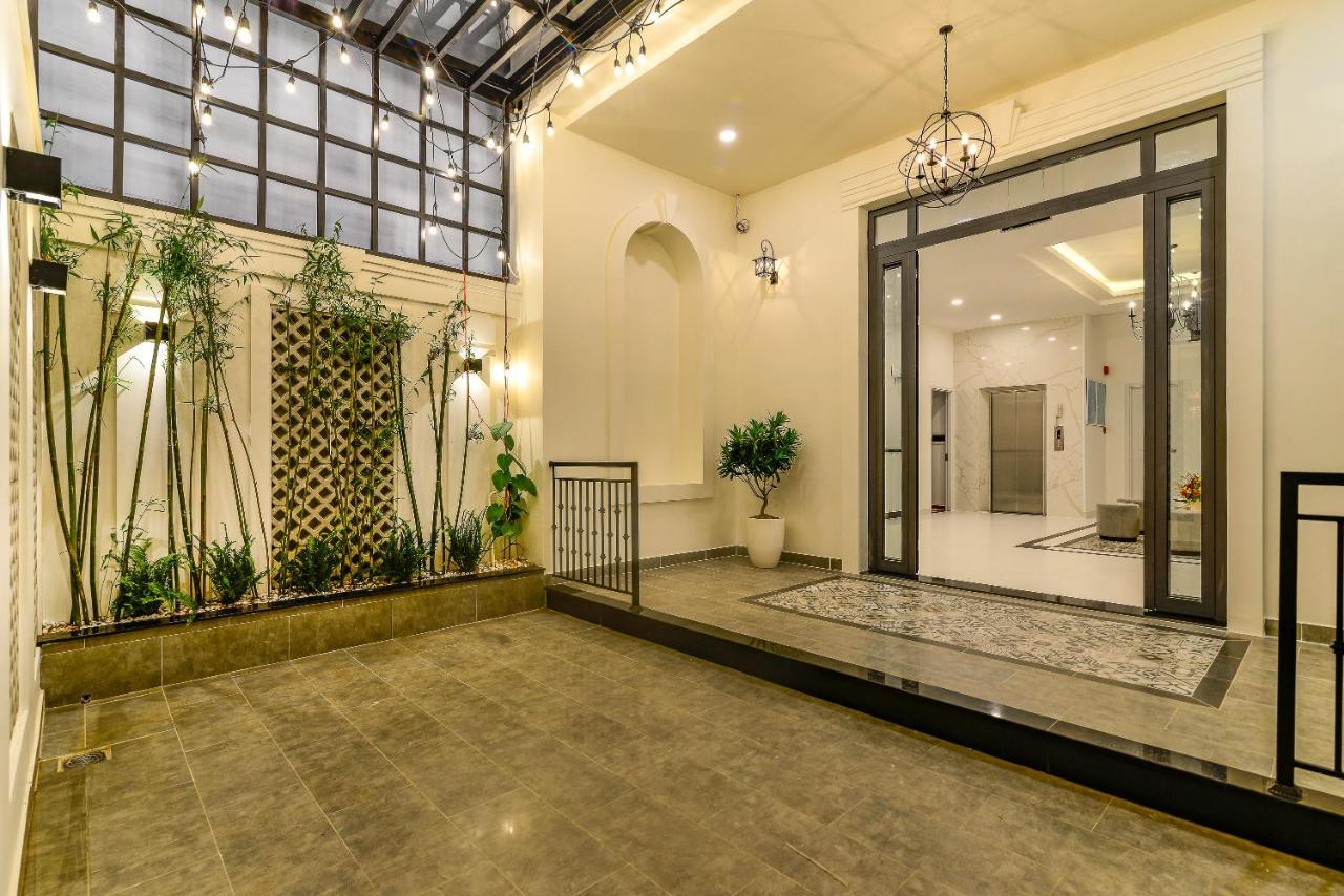 Cozrum Homes The Gallery Residence ホーチミン市 エクステリア 写真