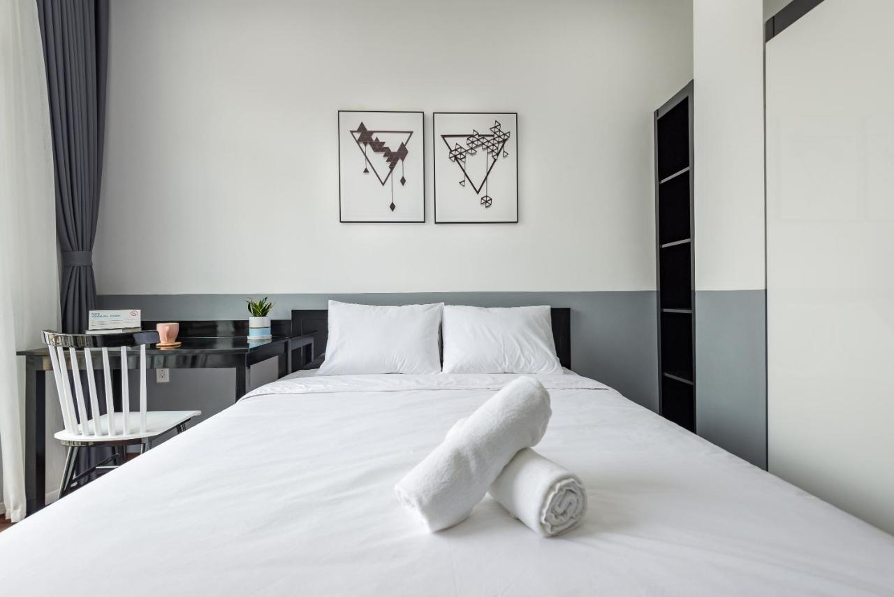 Cozrum Homes The Gallery Residence ホーチミン市 エクステリア 写真