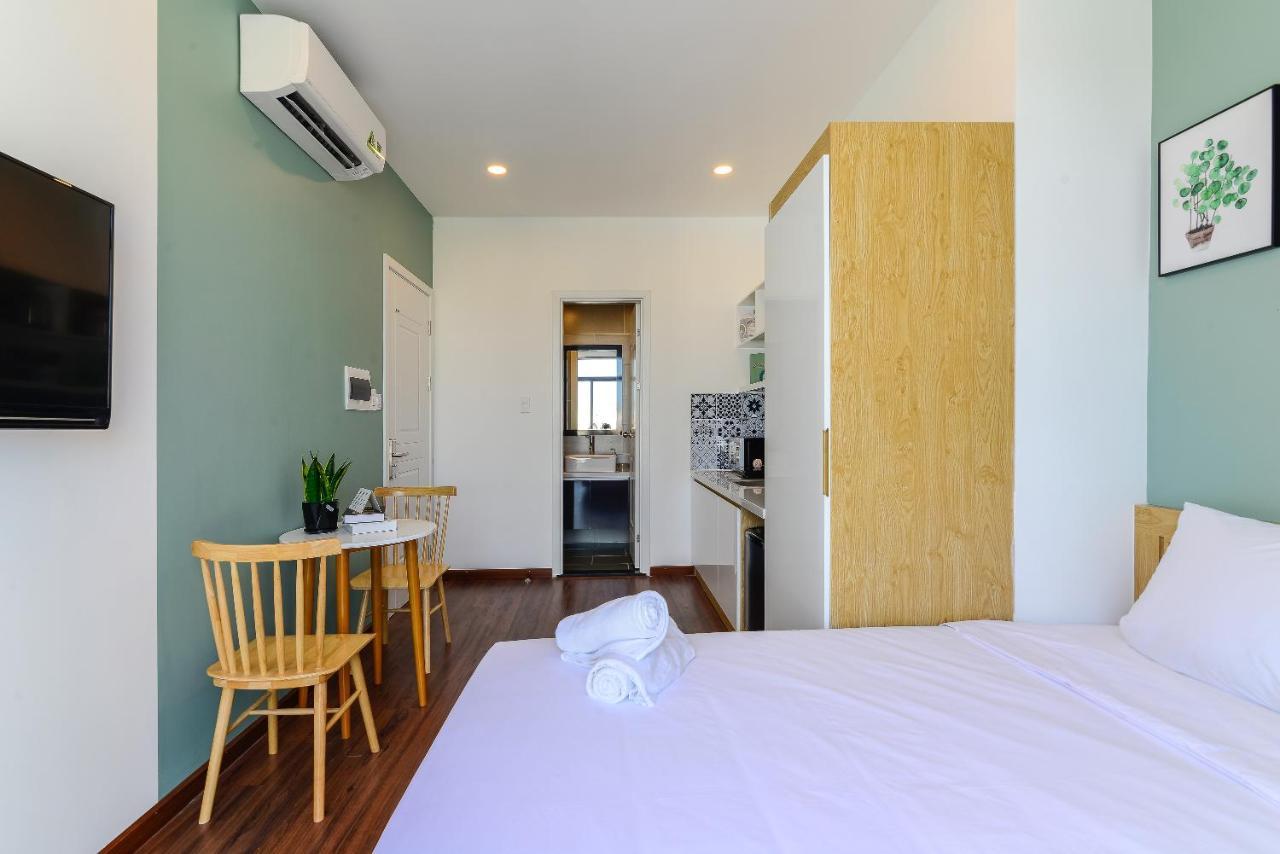 Cozrum Homes The Gallery Residence ホーチミン市 エクステリア 写真